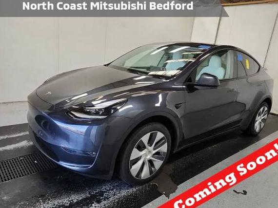 TESLA MODEL Y 2024 7SAYGDEEXRA275951 image
